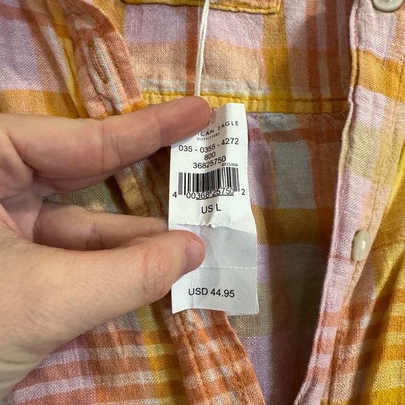 NWT American Eagle Outfitters Pink and Orange Button Down Shirt - Picture 2 of 3